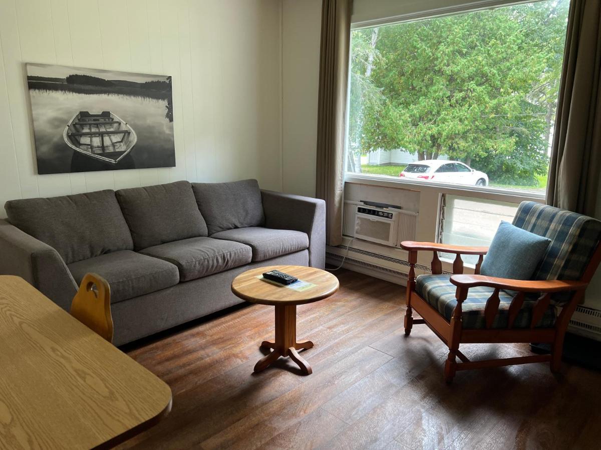 Tally Ho Inn Huntsville Bagian luar foto