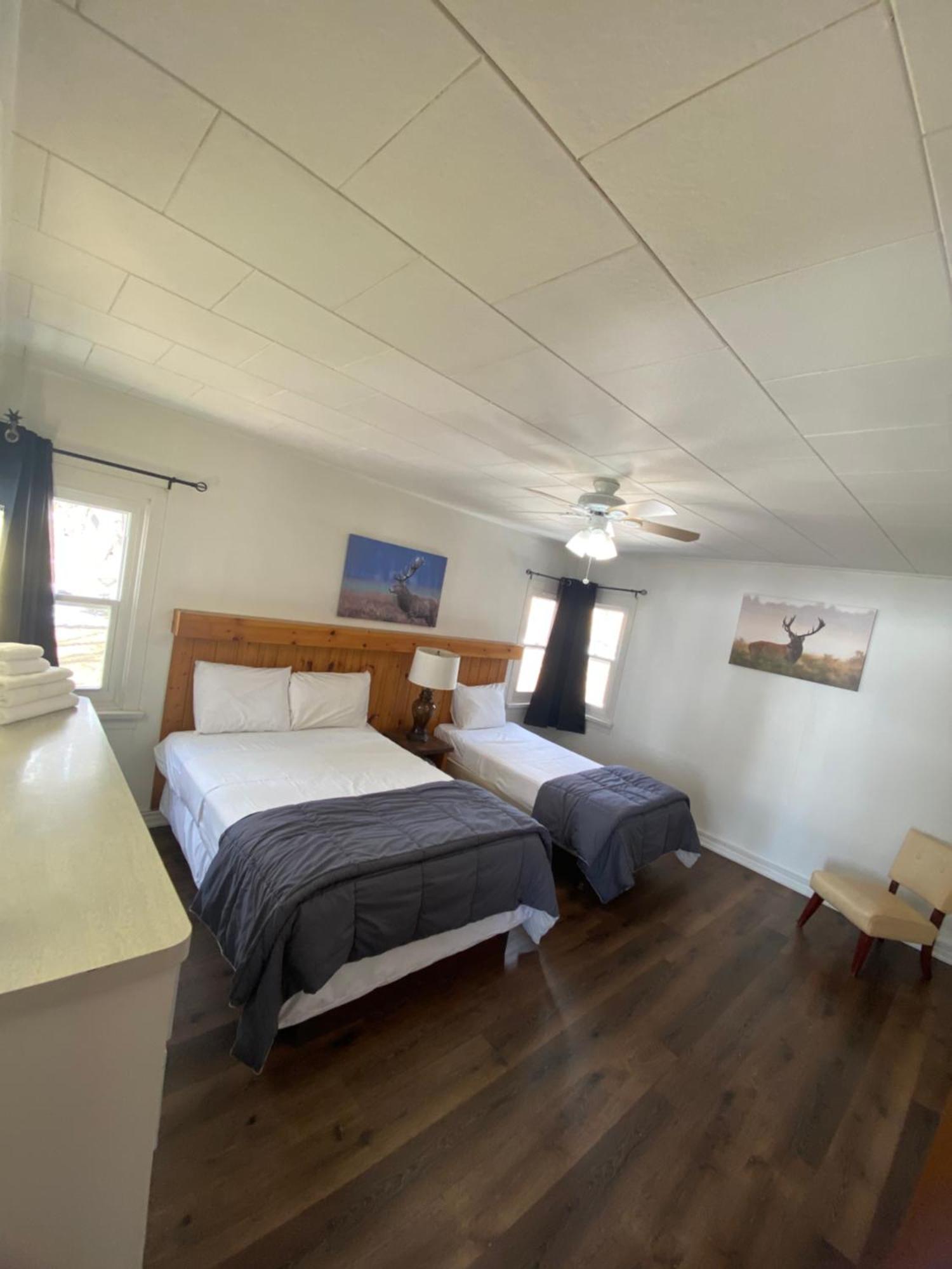 Tally Ho Inn Huntsville Bagian luar foto